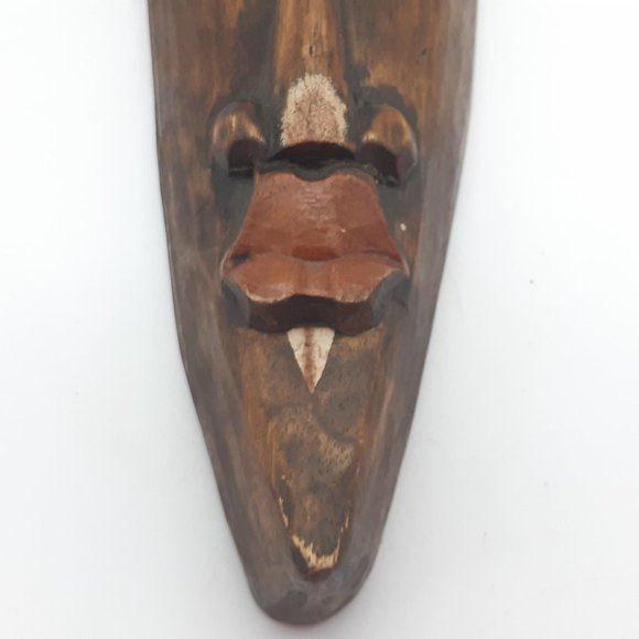 Wooden Indonesian Tribal Mask Wall Hanging - Picture 8 of 10